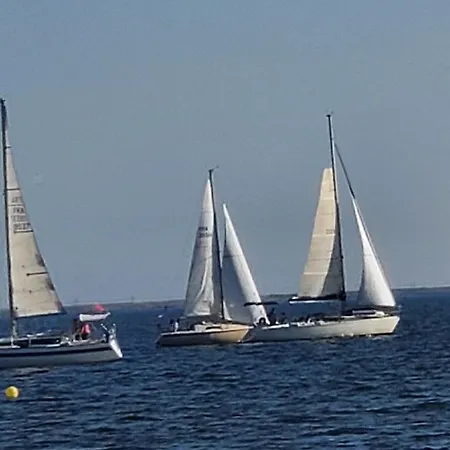 Le Vent Dans Les Voiles - Classe 4 Etoiles * Mèze